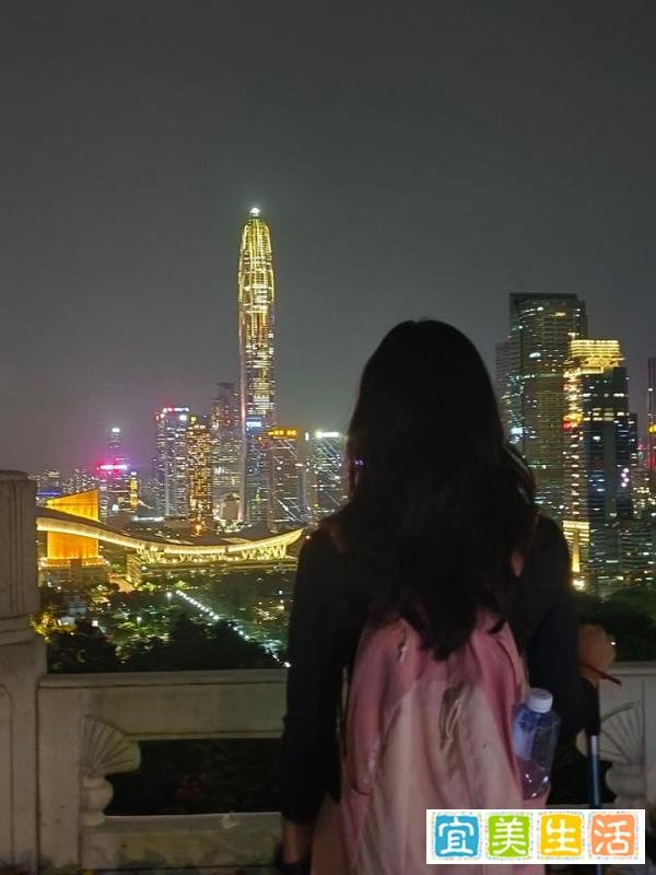 五五户外:莲花山夜徒 深圳户外徒步 与城市的一次温柔对话