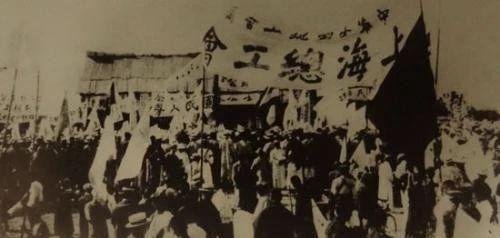 叶圣陶：五月卅一日急雨中