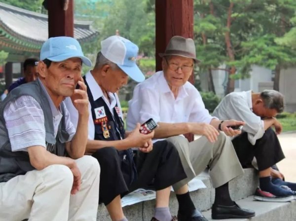 耄、耋、耆、耇有什么区别?