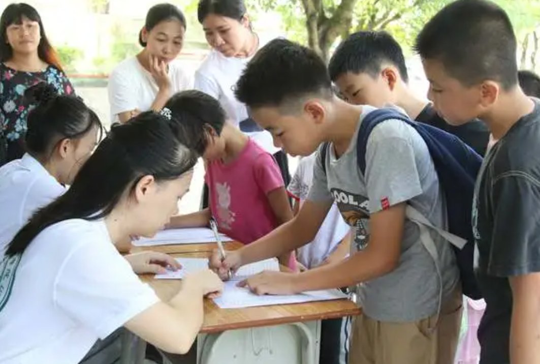 2023年深圳暑假放假时间