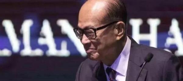 奇门评论：李嘉诚杀回来还有机会吗？