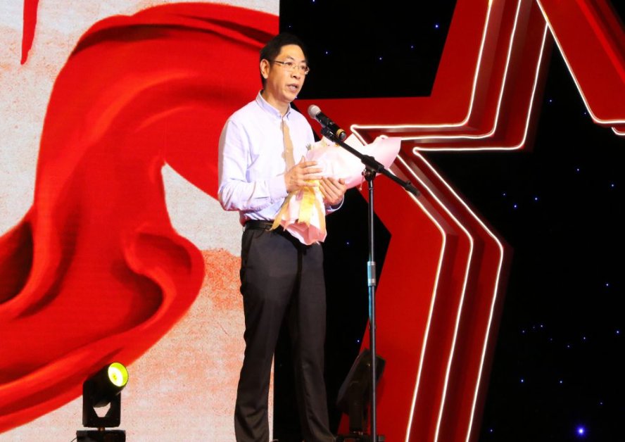 教师获奖感言简短大气