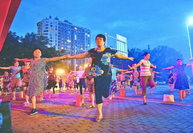 人民日报谈噪音污染:大城市夜里是真的很吵!