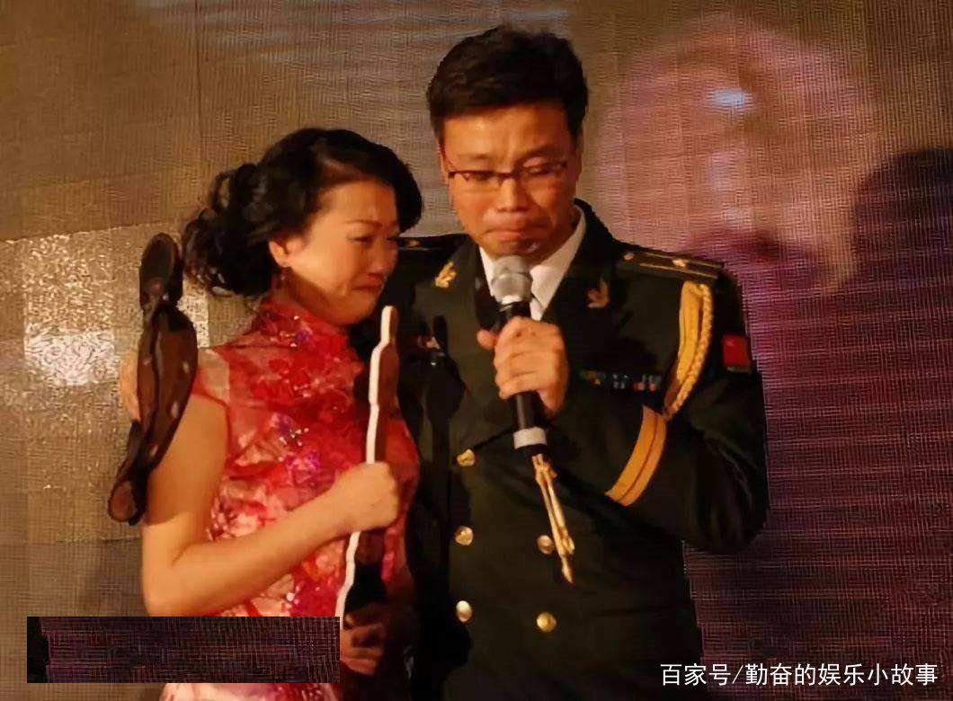 90后王依梓,为何嫁大18岁的王迅?