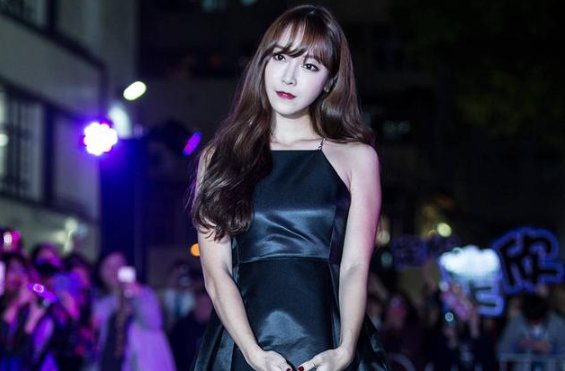为什么郑秀妍不仅离开少女时代, 而且还直接离开了SM公司