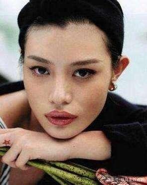 汪峰第三任妻子康作如近照:40岁气质出众,为什么说汪峰不忠?