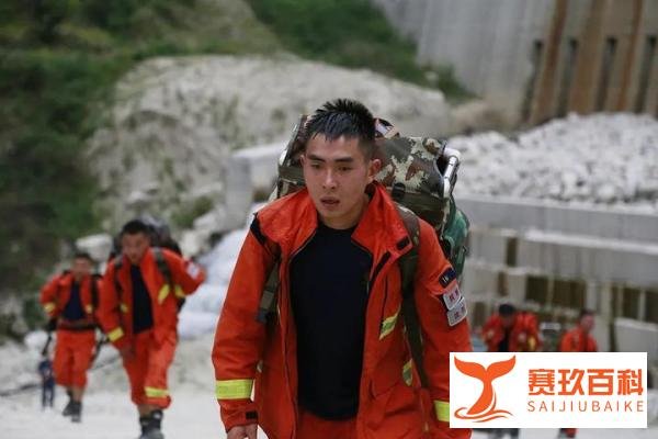 汶川地震中被人救出,14年后他牺牲在森林火灾救援现场……