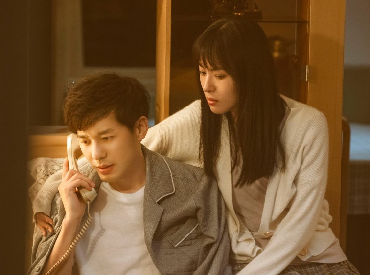 《乔家的儿女》叶小朗乔一成为什么离婚？
