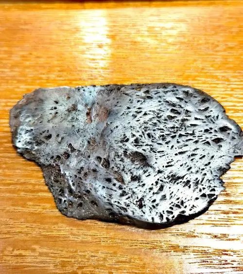 陨石的意思和拼音
