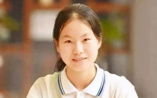 广州16岁女孩成绩优秀，扬言懒得考清华北大，她最终考了多少分？