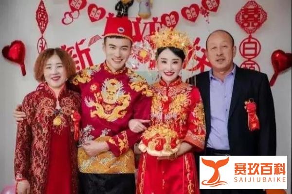 奥运冠军陈定昨日大婚，新娘是跨界女强人，豪车成堆，大钻戒亮眼