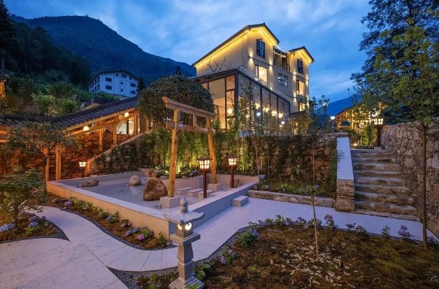 哪个地方发布了全国首个民宿管家职业技能等级评定规范?