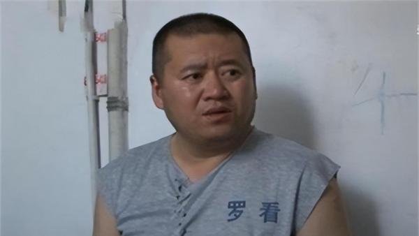 哈尔滨碎尸案回顾：他猎杀10名陪侍女碎成肉末，发小警察千里追凶