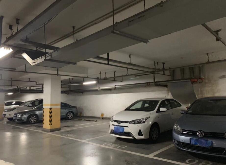 北京一个停车位卖138万元,为什么还会有人愿意买?