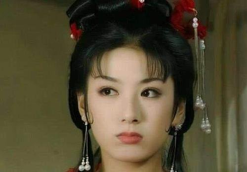 黄奕发文表示新年愿望是“上对花轿嫁对郎”,网友有何评价?