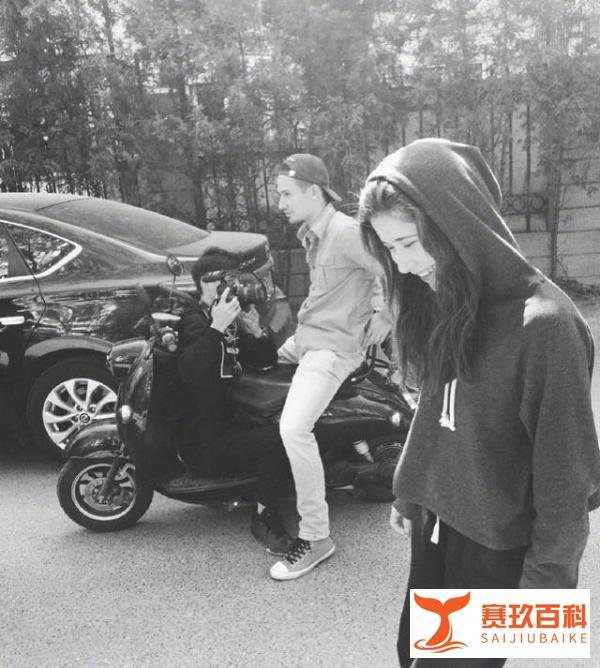脱口秀冠军卡姆吸毒被抓，火了一年就凉透，笑果宣布无限期停工