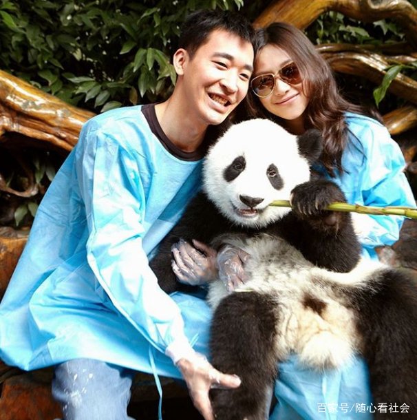 徐静蕾晒与黄立行旧照：对的人，就是让你变得更好的人，你怎么看？