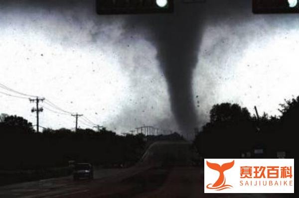 5月12日,6部地震灾难片震撼我们的心灵