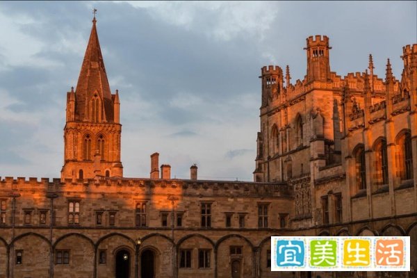 牛津大学留学费用大盘点：稳赚不赔的投资，你心动了吗？