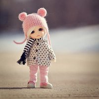 谁有可爱芭比娃娃的头像？最好多点！拜托～