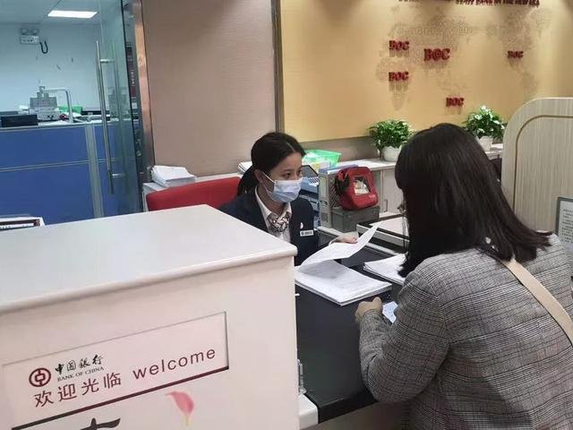 吉林一位女子查亡夫账户被告知结婚证无效，结婚证在什么情况下会无效？