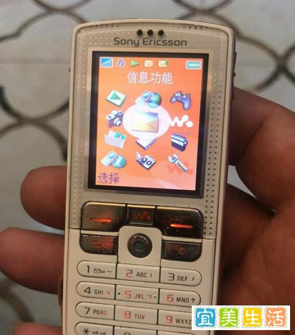 闲鱼50元入手索爱W800,还是Walkman好玩!