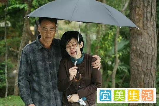 《岁月神偷》：一部被高估的“佳作”