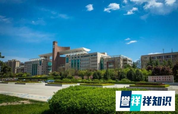 女生作弊被抓反拍视频曝光监考官，学校回应：正在核实！