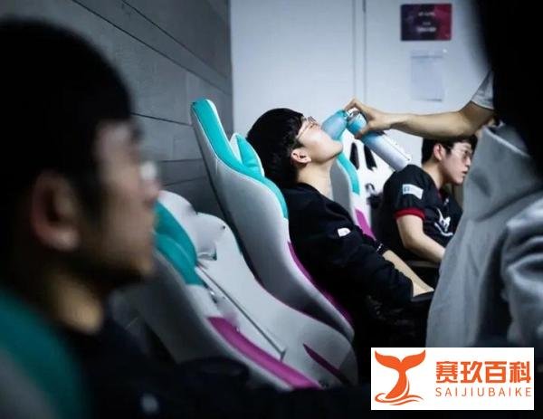 电竞风云人物Viper：三个月拿三个奖征服LPL，成为第一人