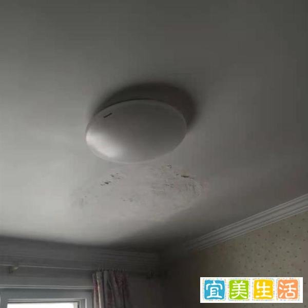 顶楼已经做过防水，多次修补之后还漏水，咋办呀？