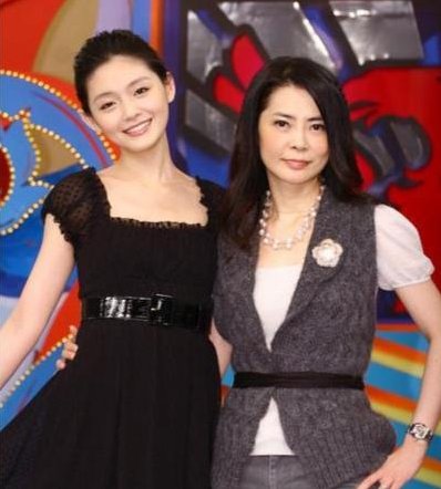 台湾制片人柴智屏29岁女儿宣布离婚,为何会轰动台湾娱乐圈?