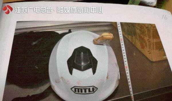 淮安暴力袭警致2名警察牺牲的主犯死刑,没悔过之意不断辱骂民警