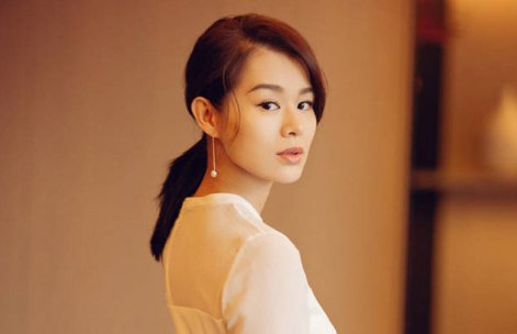 胡杏儿官宣三胎生子，现在过得很幸福，黄宗泽会不会感到很后悔？