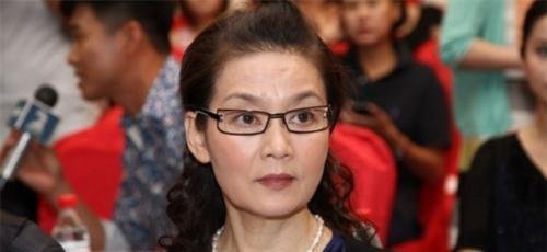 52岁刘嘉玲可能考虑代孕?如果成功这些60岁以上的女明星也可试试