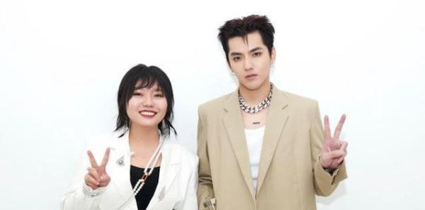 吴亦凡账号被注销后，都美竹深夜发文吐心声：心里不是滋味！