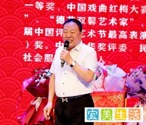 评剧名家张秀云首次收徒仪式在天津评剧院三团举行