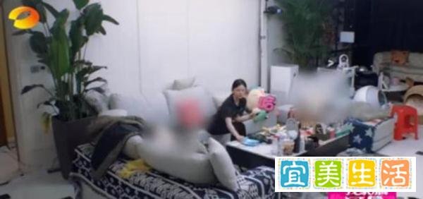 林允连线周星驰，聊天一个小细节，显示关系不一般
