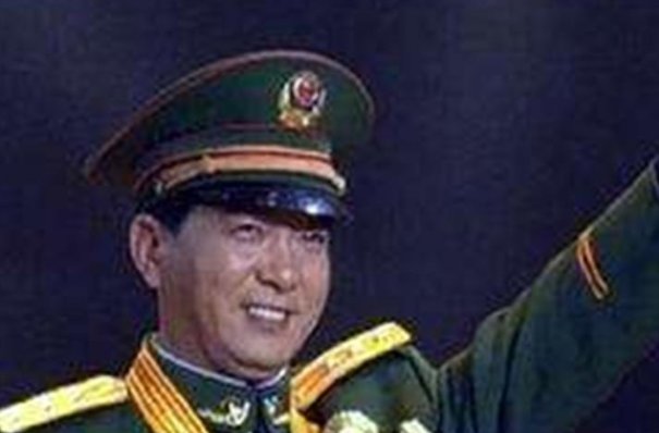 丁晓兵退役了吗