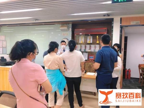 90后立遗嘱留亿元财产给好友与华西医院教授将1亿元奖金设立基金