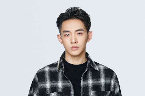 邓为整容了吗笑起来很奇怪