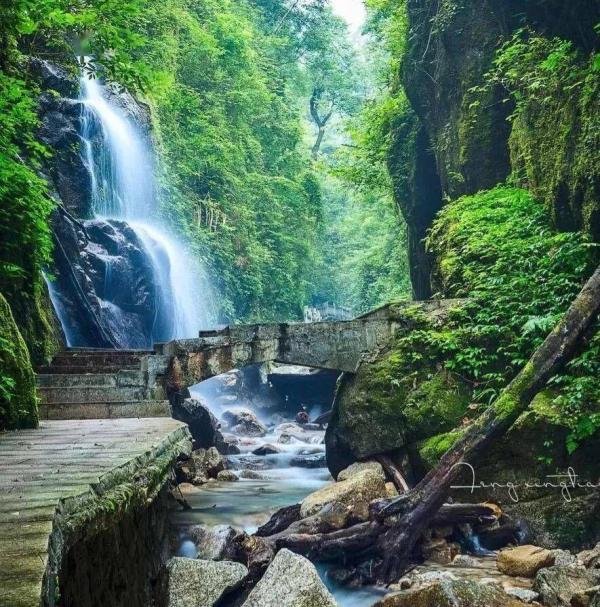 岁月不居，时节如流