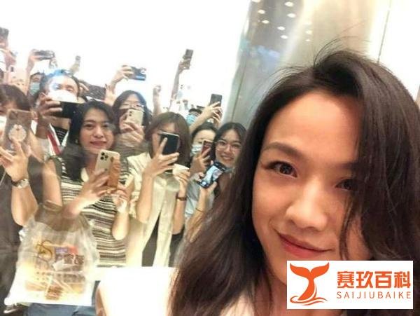 汤唯被曝婚变！带着女儿单独返回北京，遭经纪人断然否认