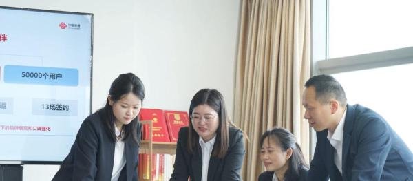深耕行业，坚守客户至上的服务理念