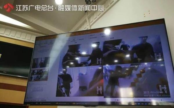 淮安暴力袭警致2名警察牺牲的主犯死刑,没悔过之意不断辱骂民警
