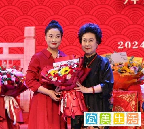 评剧名家张秀云首次收徒仪式在天津评剧院三团举行