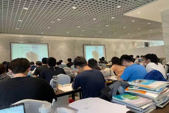 请问2023年六级3月12号还可以报名吗?