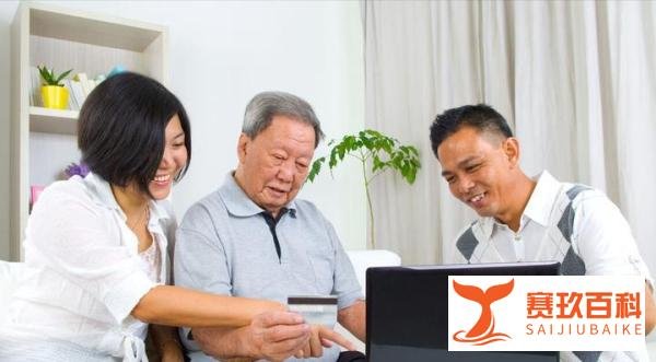 天寒莫让人心寒,守规也要为民想,保安驱赶提前办事群众事件反思