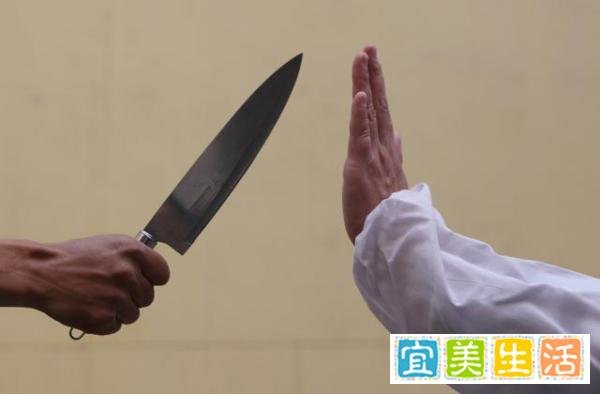 中国立法防“医闹”，基本医疗卫生与健康促进法出台