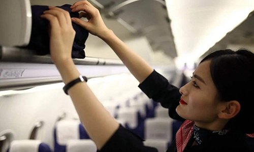 女空乘凌晨下班遭劫持,她是如何机智脱险的?
