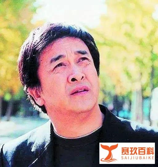 上午被免职，下午就被带走！这位年年上春晚的国家一级演员，现状怎么样了？